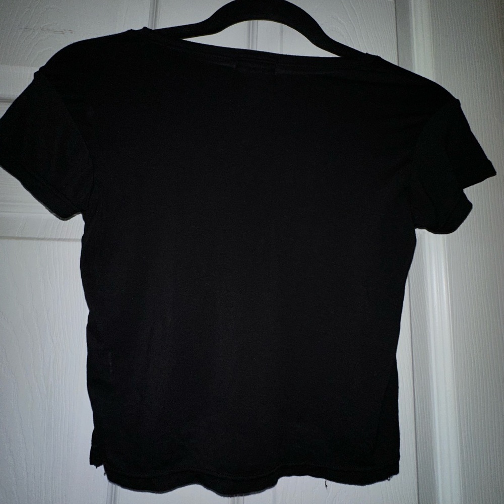 Black Graphic Crop Tee - Picture 4 of 4